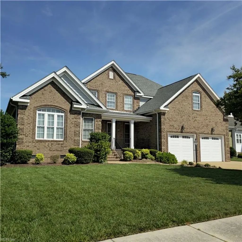 3119 Summerhouse Dr, Suffolk