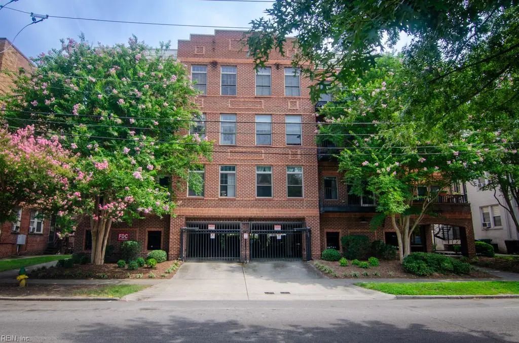 810 W Princess Anne Rd, Norfolk