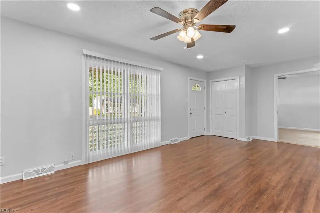 2124 Jeffrey Dr, Norfolk