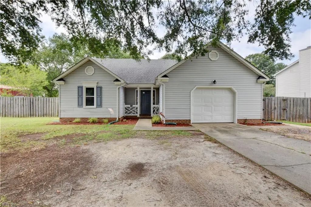 144 Lane Cres, Isle of Wight County