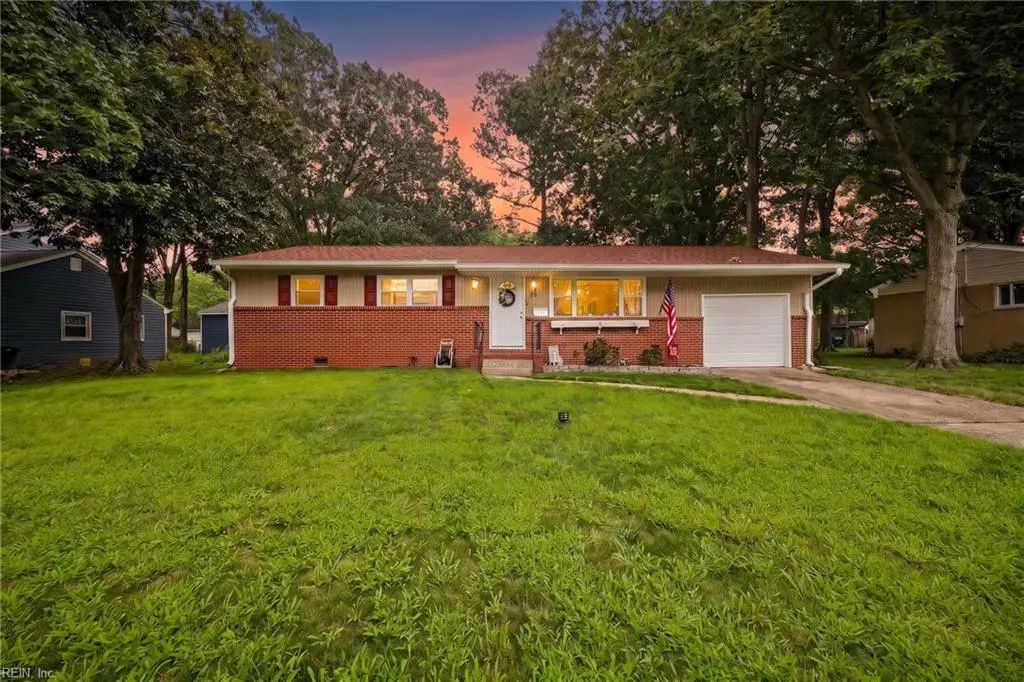 336 Barcelona Ln, Virginia Beach