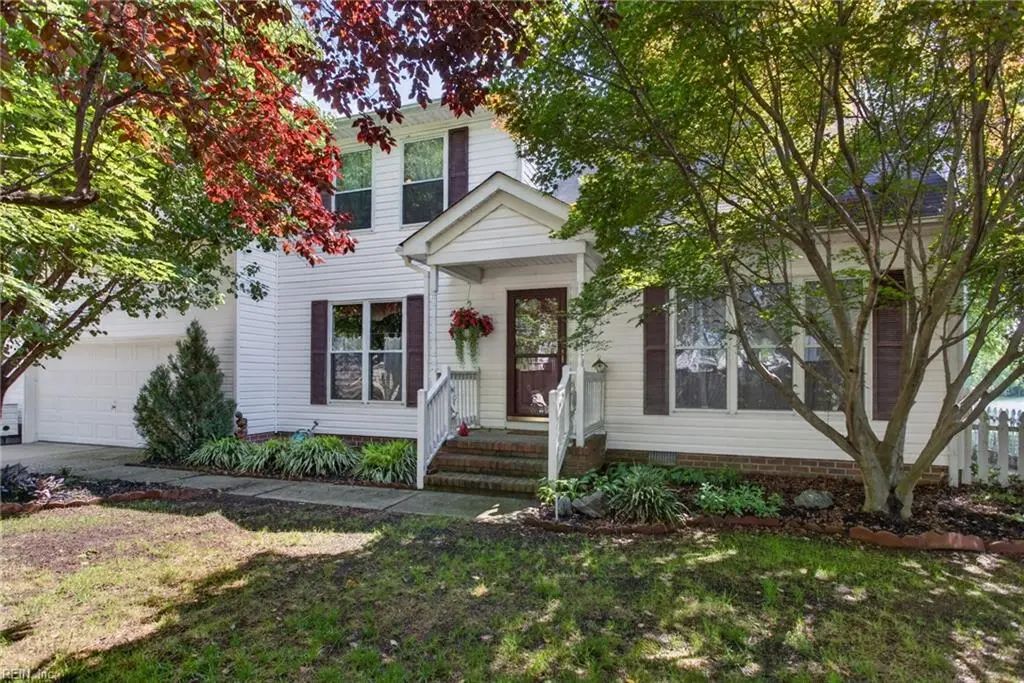 27 Reflection Ln, Hampton