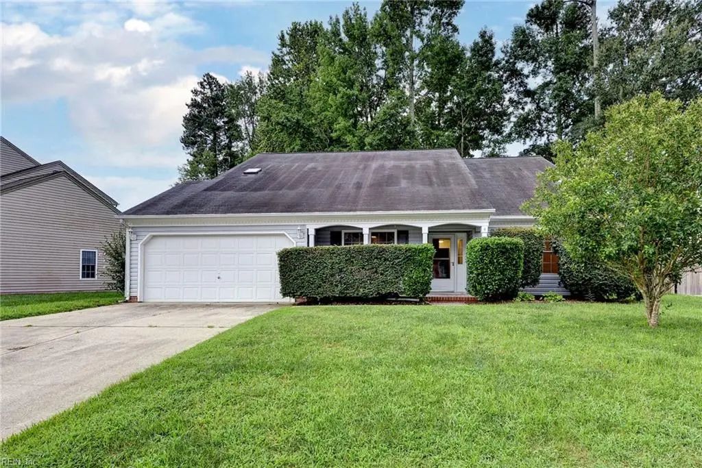 4 E Big Sky Dr, Hampton
