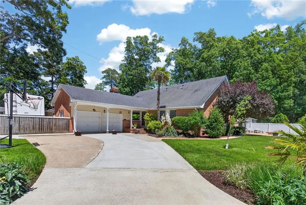 4848 Brigadoon Dr, Virginia Beach