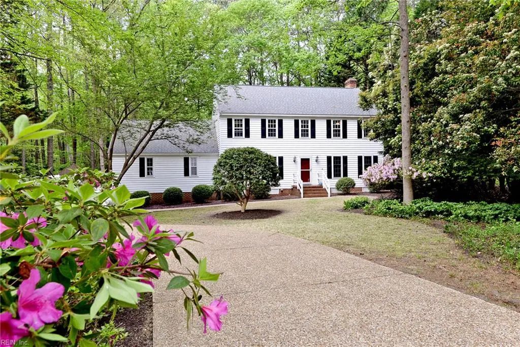 109 Daingerfield Rd, James City County