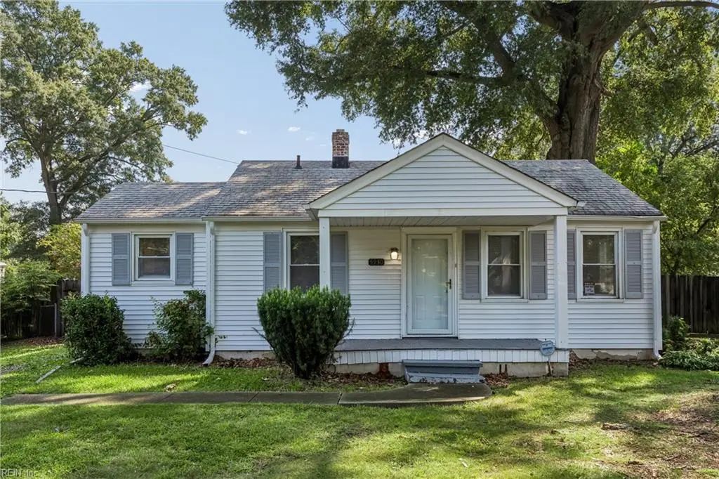 5930 Andrew Pl, Newport News