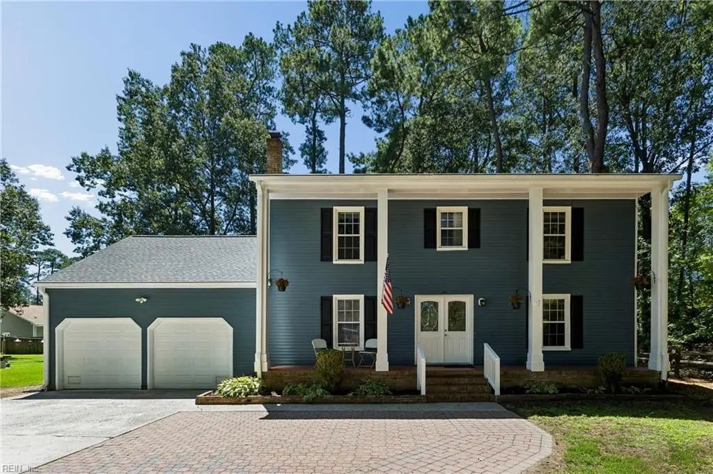 2 Sir Ralph Ln, Poquoson