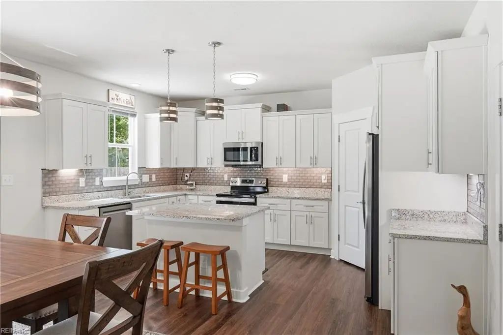 229 Old Dr, Chesapeake
