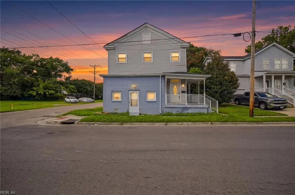 834 Lincoln St, Portsmouth
