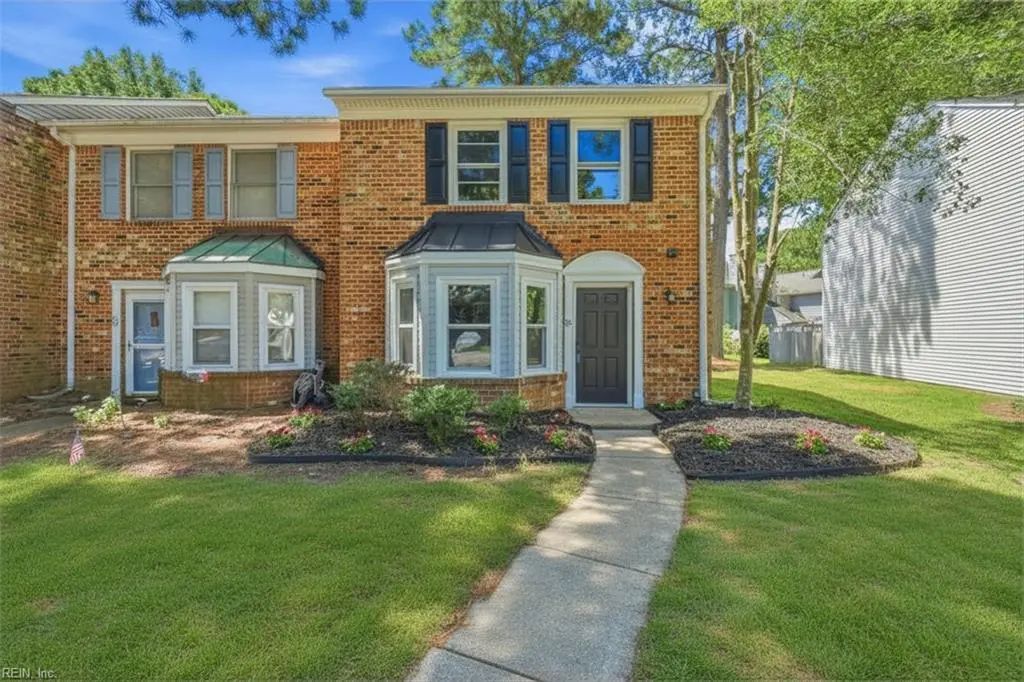 25 Corwin Cir, Hampton