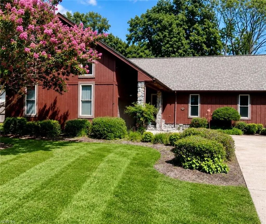 1132 Kittery Dr, Virginia Beach