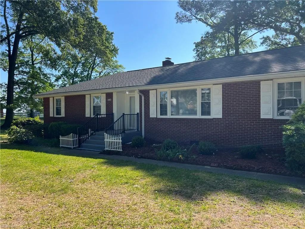 5028 Bay Cir, Suffolk
