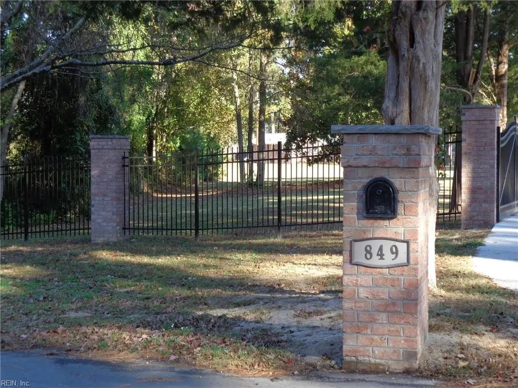 849 E Sparrow Rd, Virginia Beach