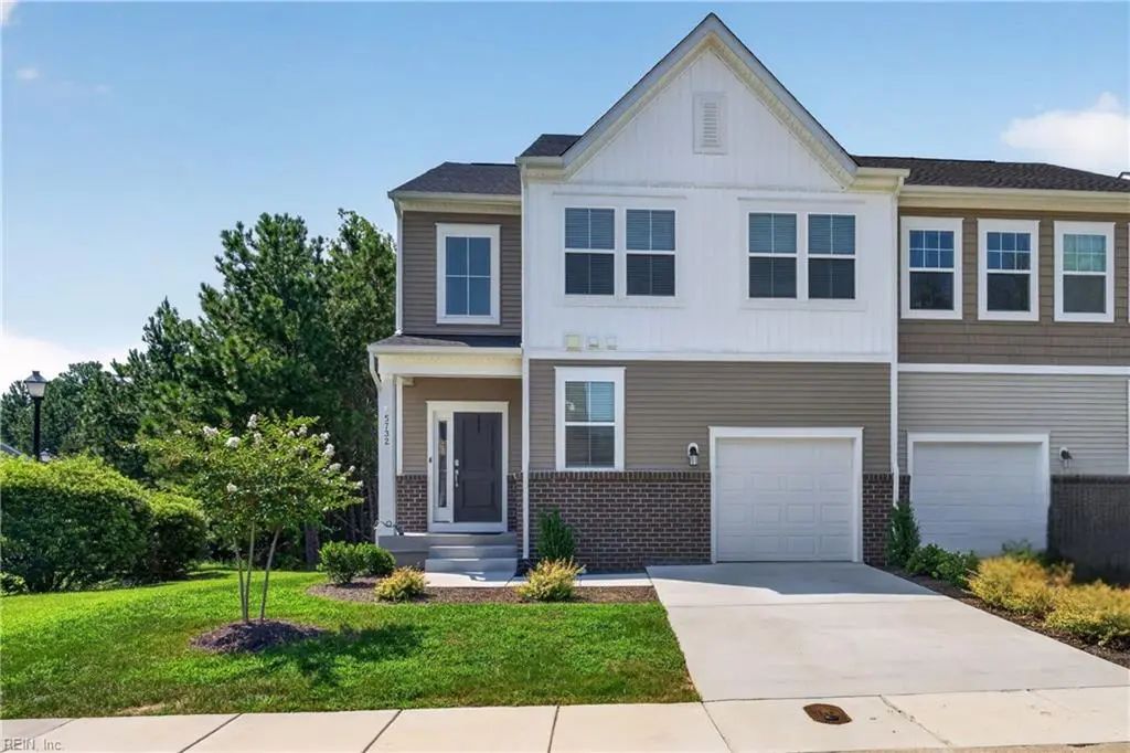 5732 Flowering Peach Ln, New Kent County