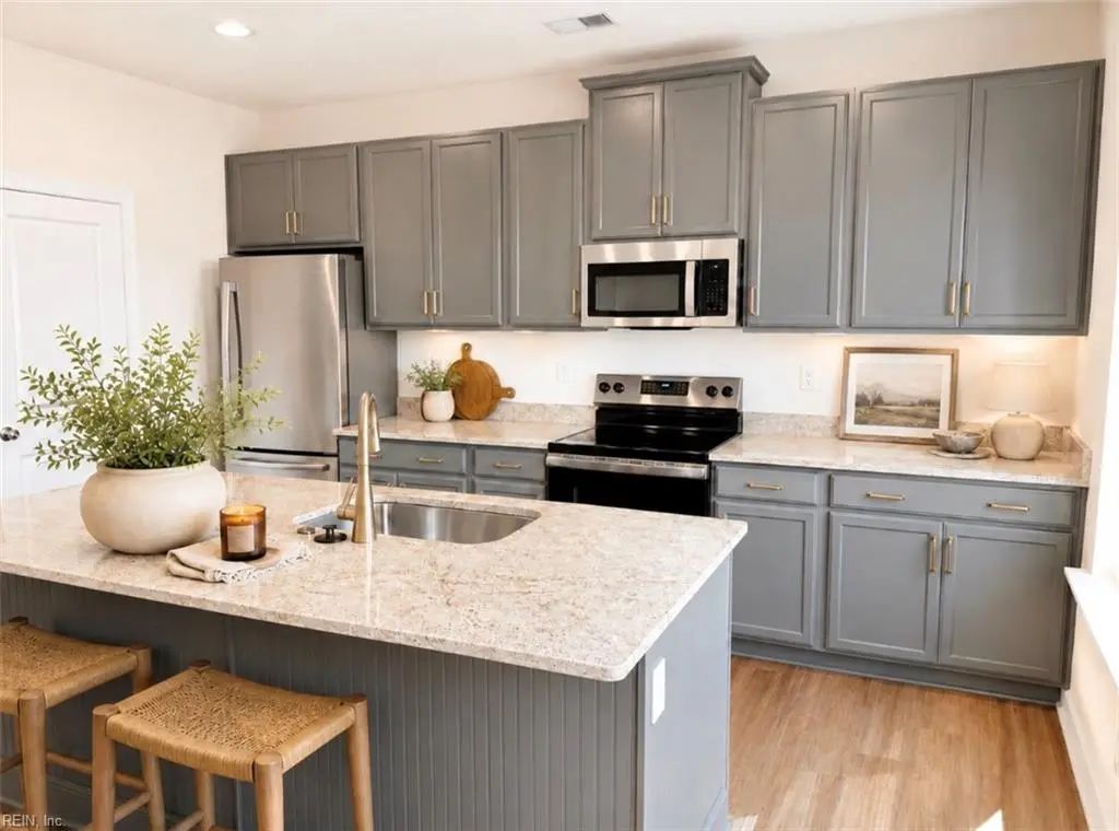 1007 Serene Rd, Suffolk
