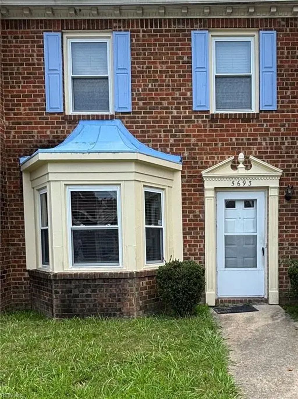 5693 Rivermill Cir, Portsmouth
