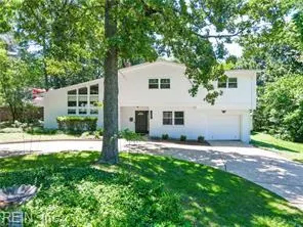 1355 Elk Ave, Norfolk