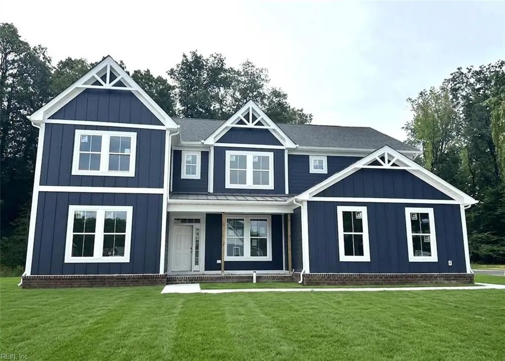 300 Rhapsody Dr, Suffolk