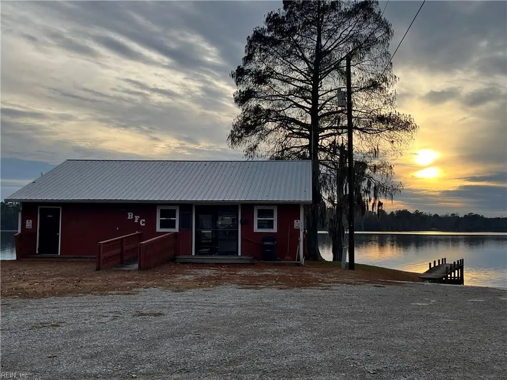 172 Bethel Fishing Center Rd, Perquimans County