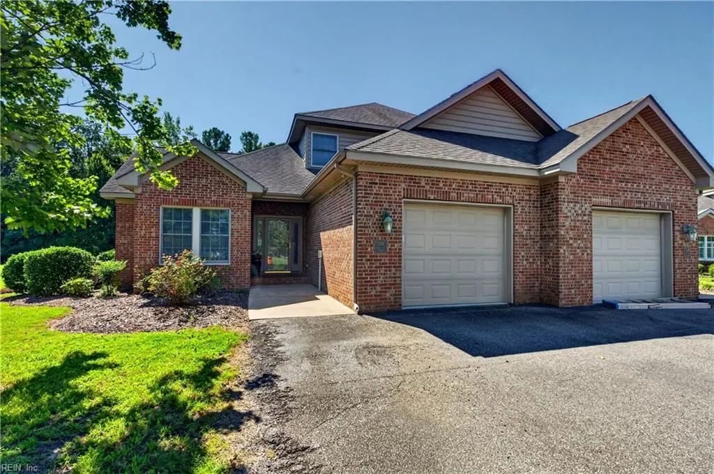 136 Golf Club Dr, Elizabeth City