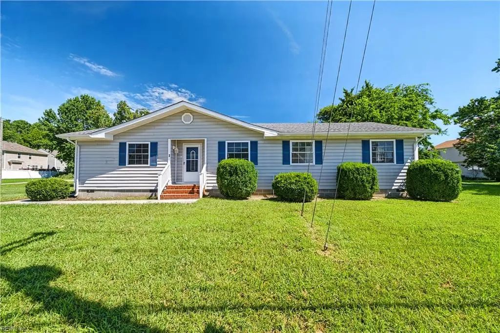 2 Butler Farm Rd, Hampton