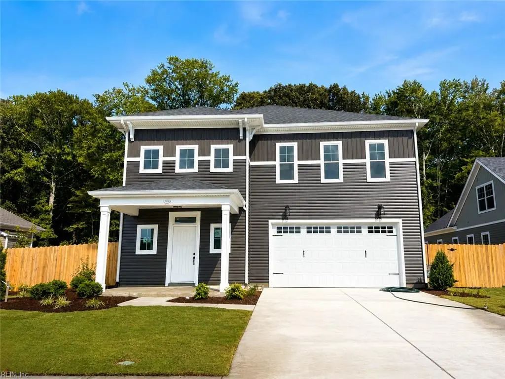 709 Crestfield Dr, Chesapeake