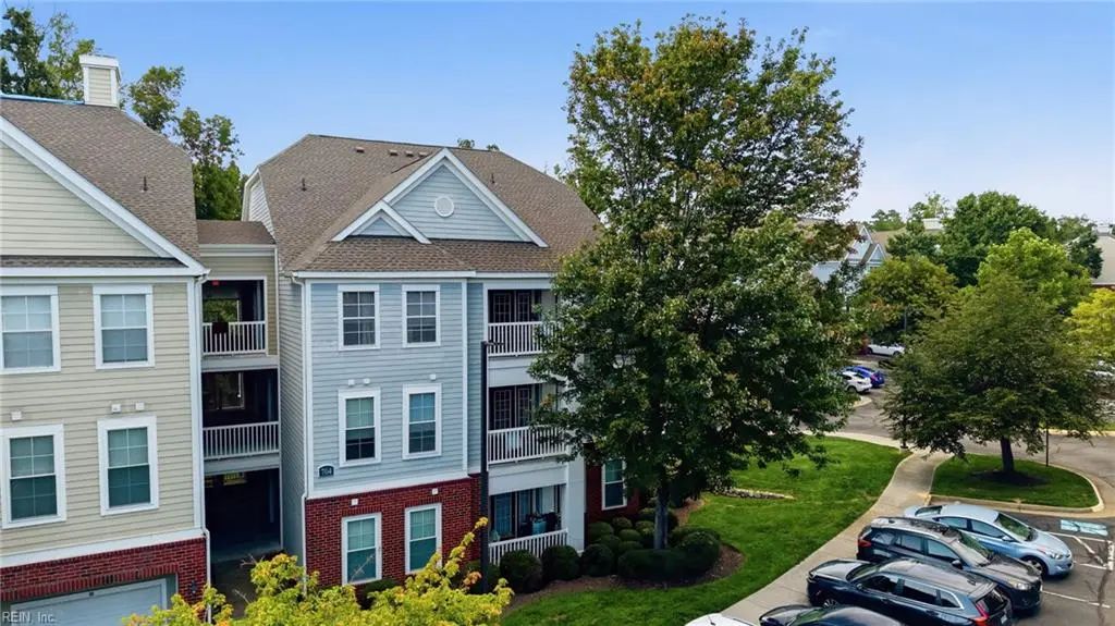 704 Bristol Village Dr, Chesterfield County