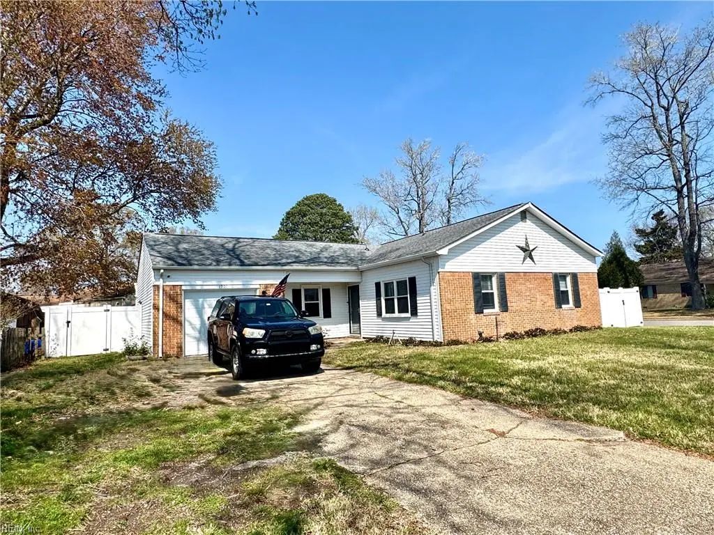 1901 Blue Knob Rd, Virginia Beach