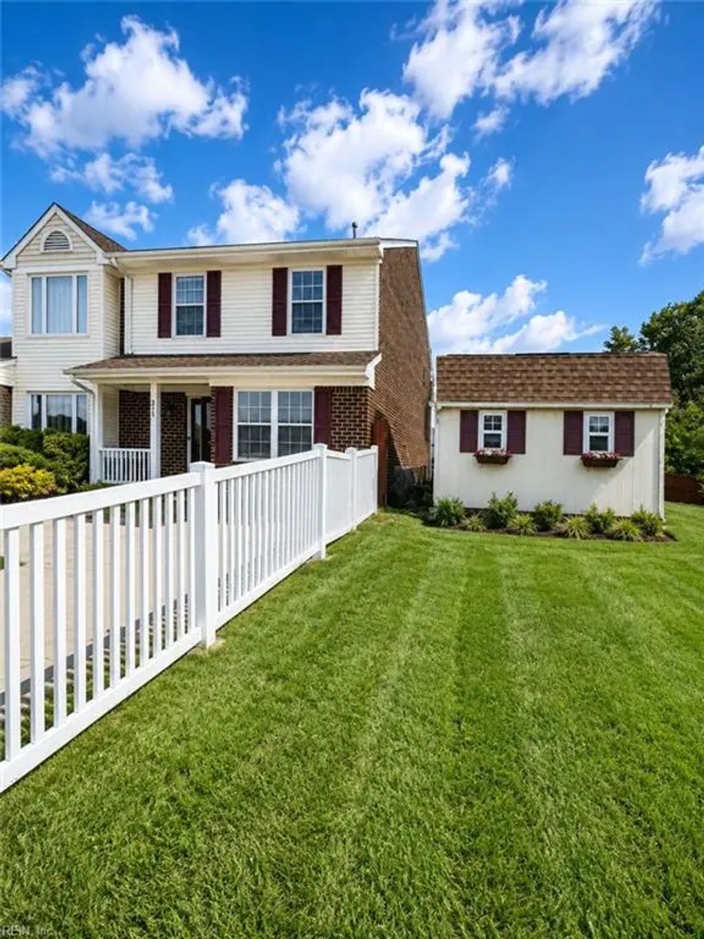 314 Sussex Ct, Chesapeake