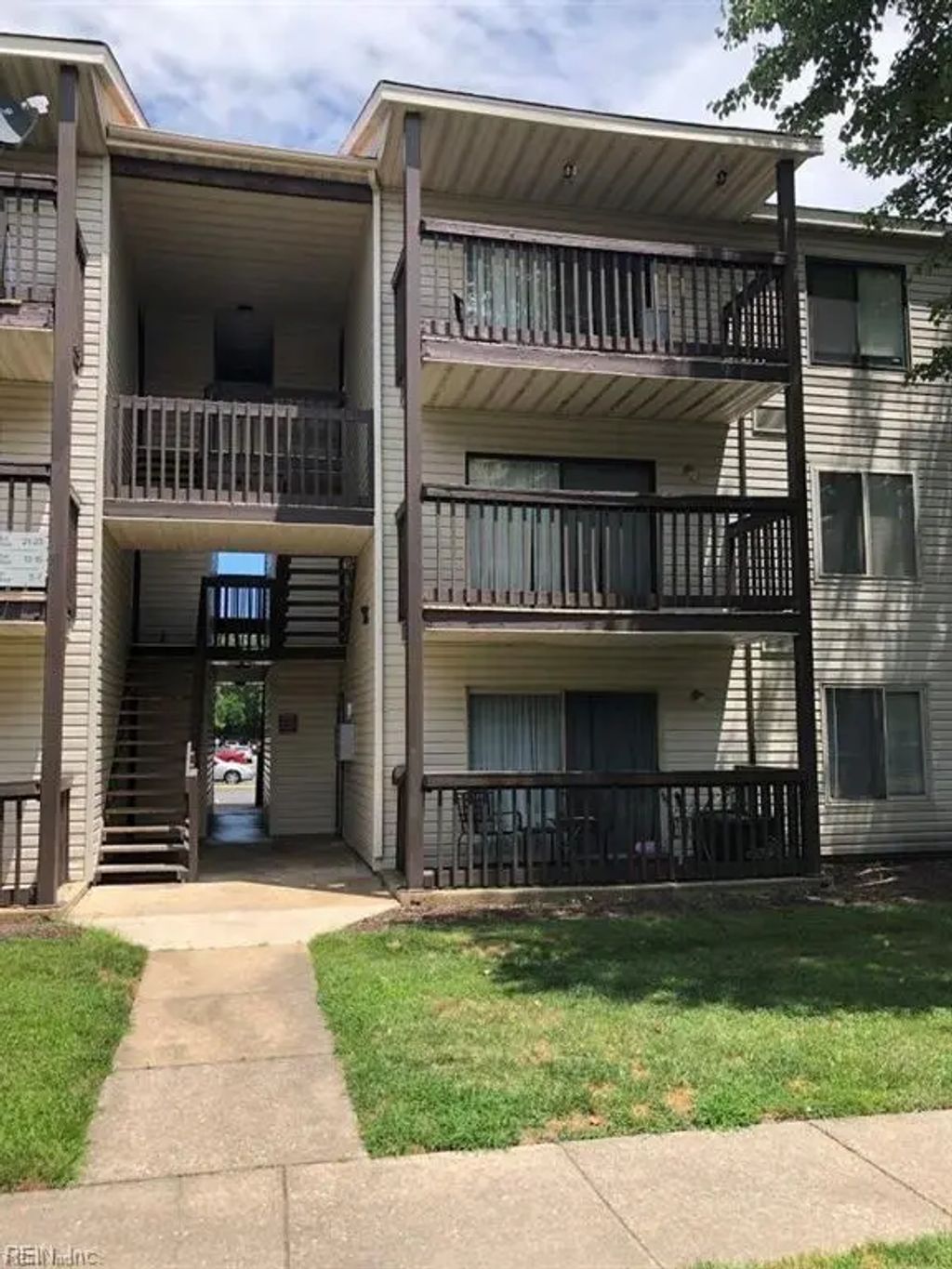 15 Davenport Ct, Hampton