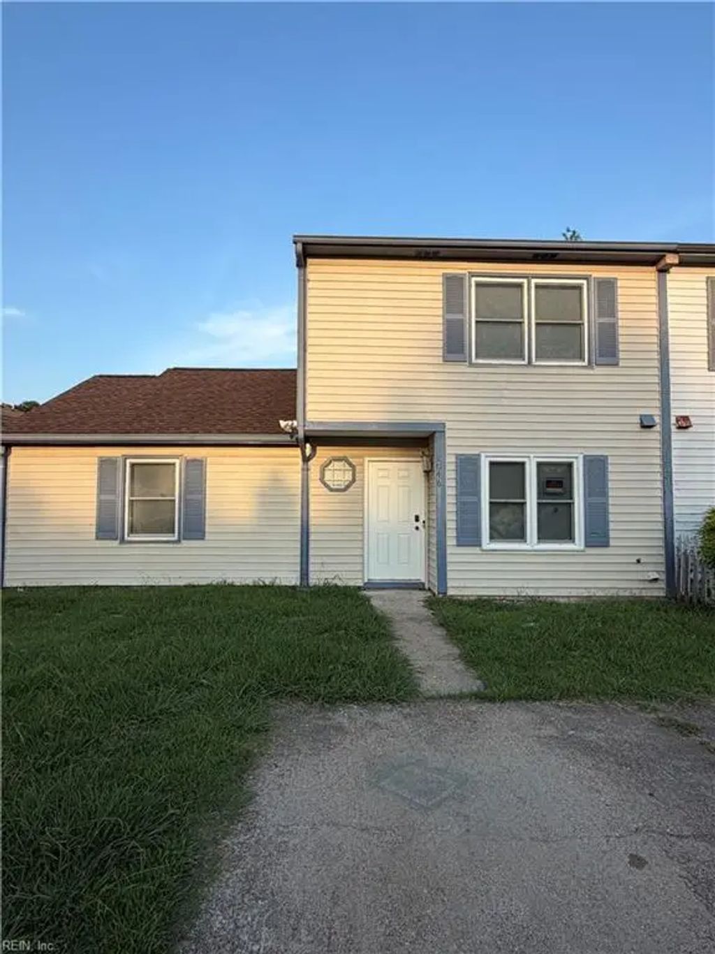 1046 Commonwealth Pl, Virginia Beach