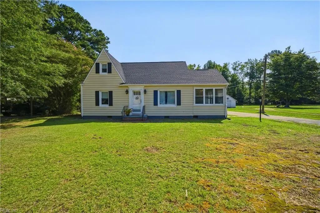 10661 Buckley Hall Rd, Mathews County