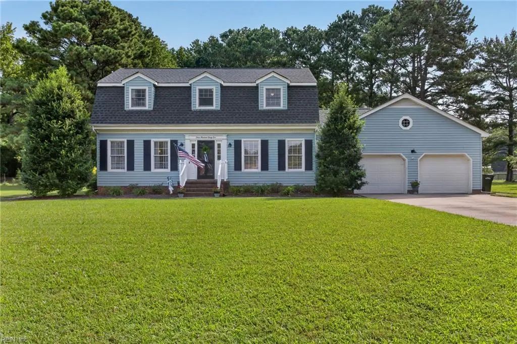 335 Sussex Ct, Suffolk