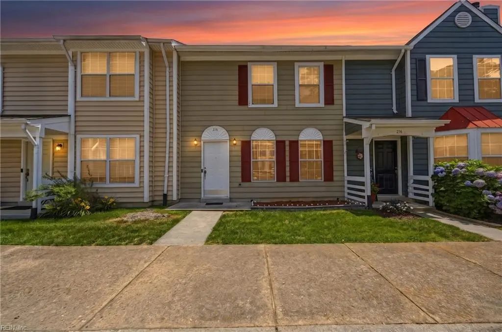 216 Whitewater Dr, Newport News