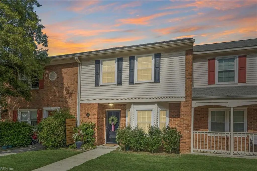 114 Choisy Cres, York County