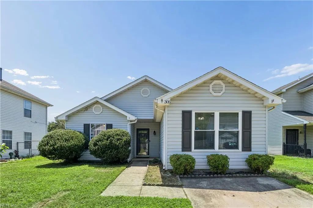 305 Greenfield Cres, Suffolk