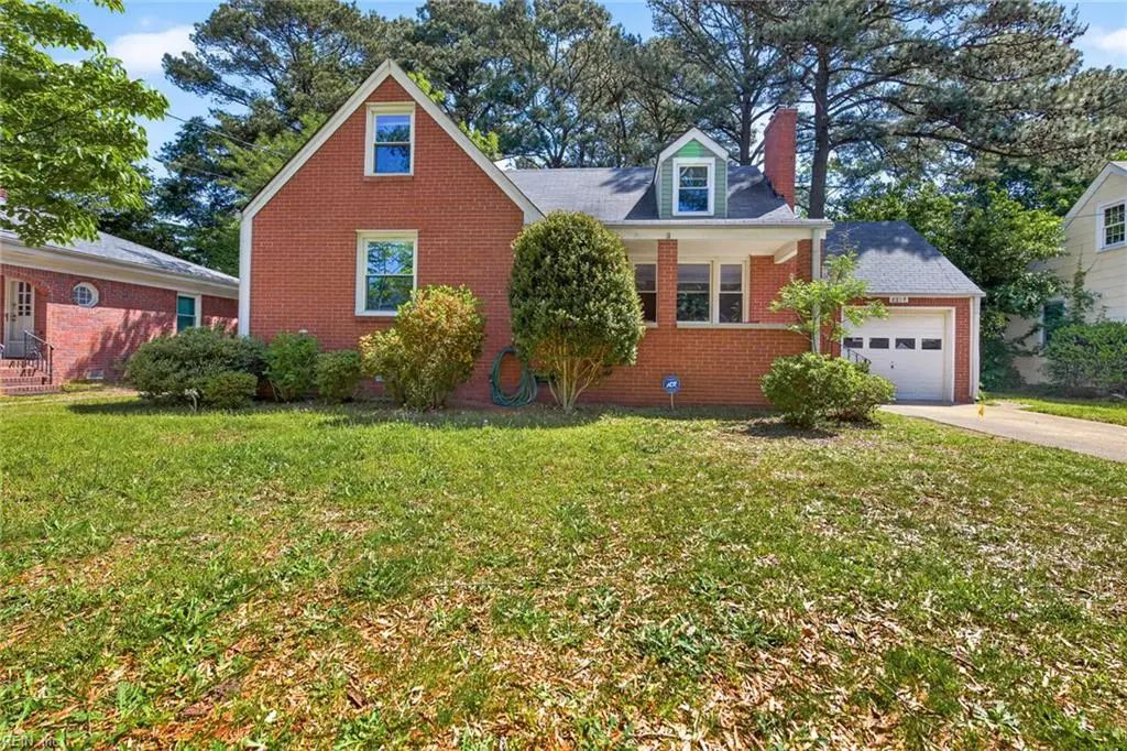 8814 Commodore Dr, Norfolk