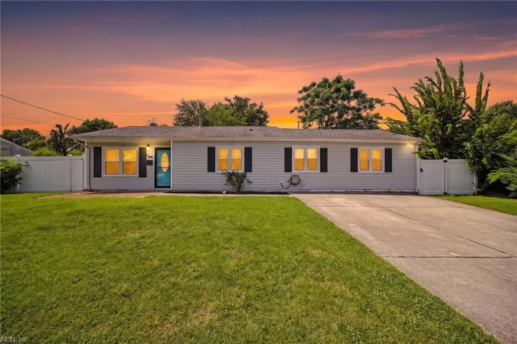 825 Brinson Ln, Virginia Beach