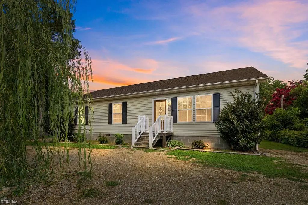 402 E Main St, Sussex County