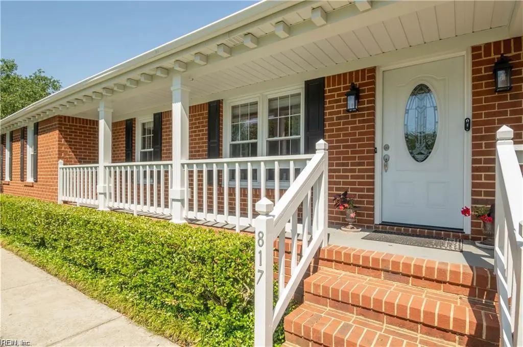 817 Doe Run Dr, Chesapeake