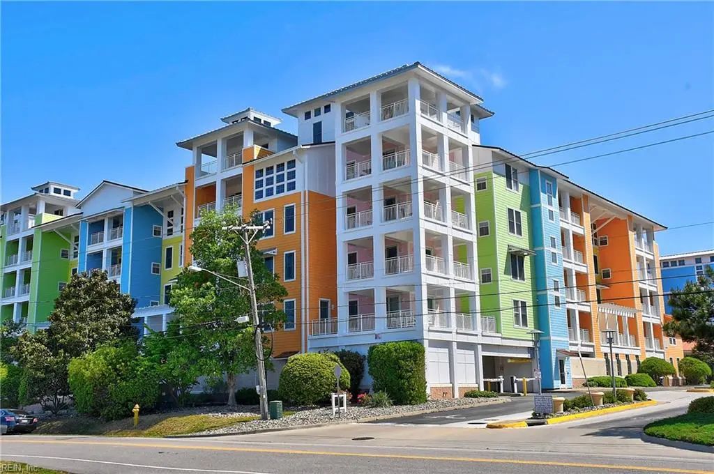 3700 Sandpiper Rd, Virginia Beach
