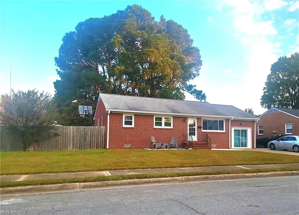 311 Hercules Dr, Hampton