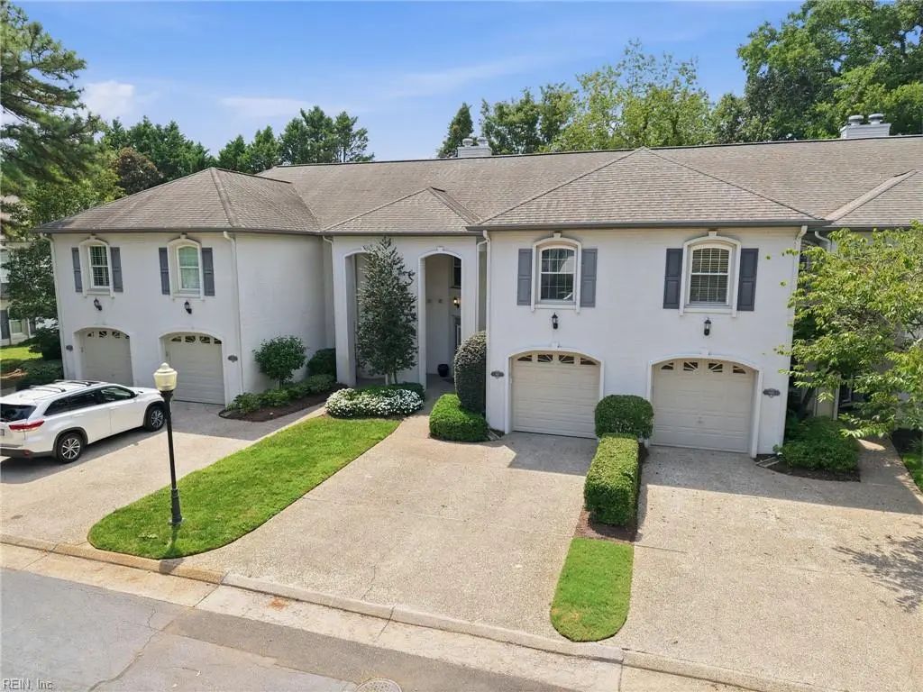 941 Royal Cove Way, Virginia Beach