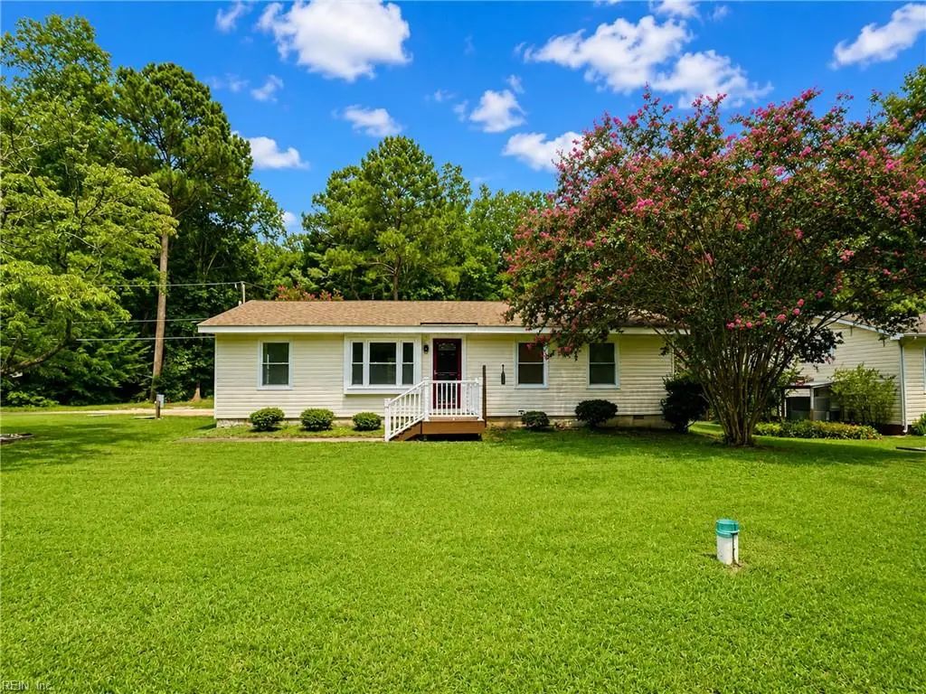 789 Coachpoint Rd, Middlesex County