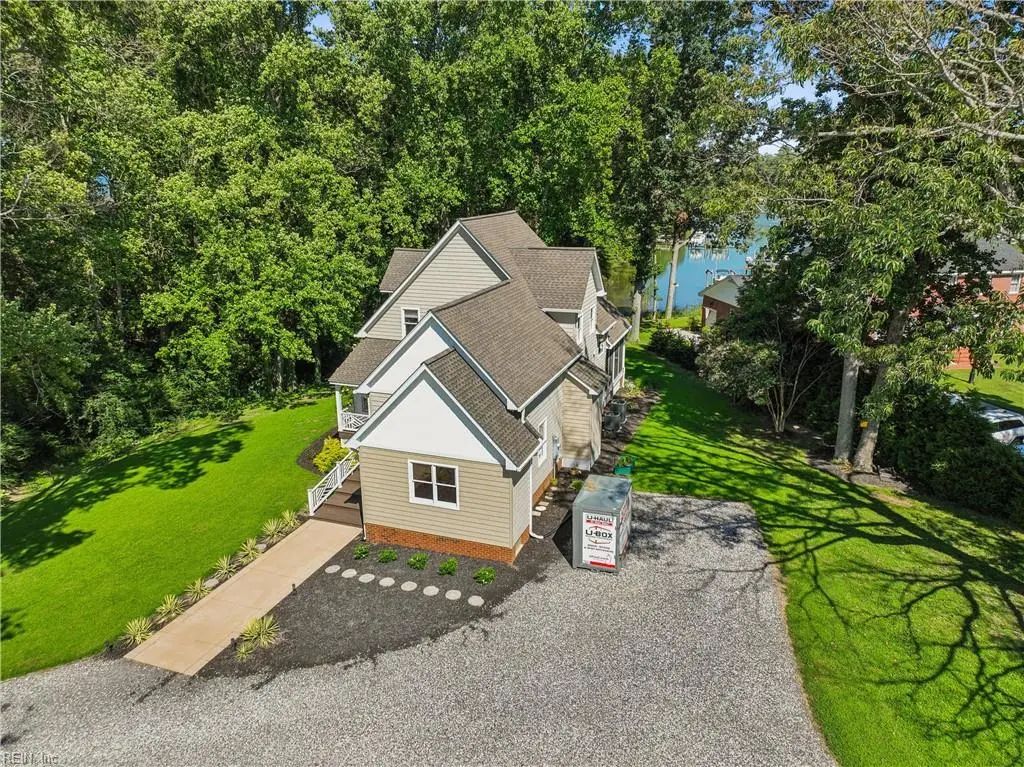 87 Otter Cv, Middlesex County