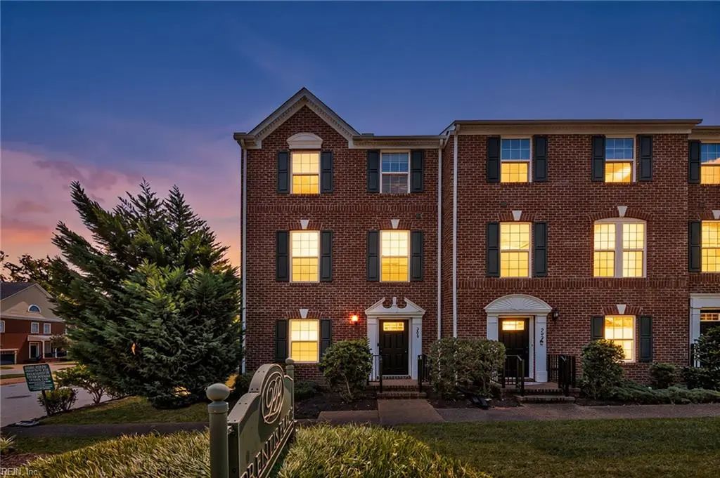 315 W Constance Rd, Suffolk