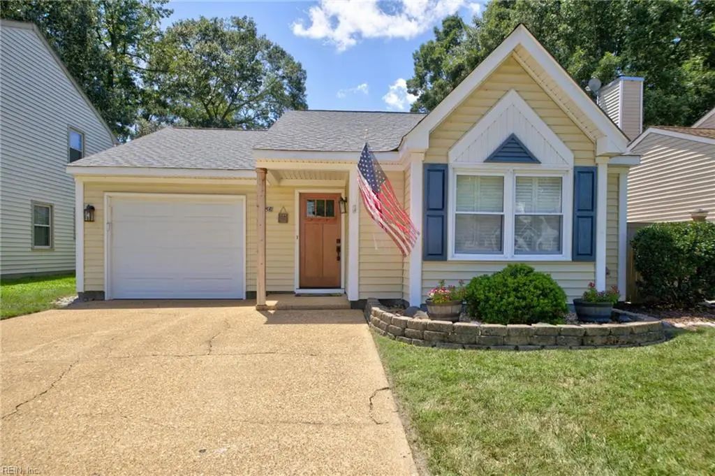 1456 Debbs Ln, Chesapeake