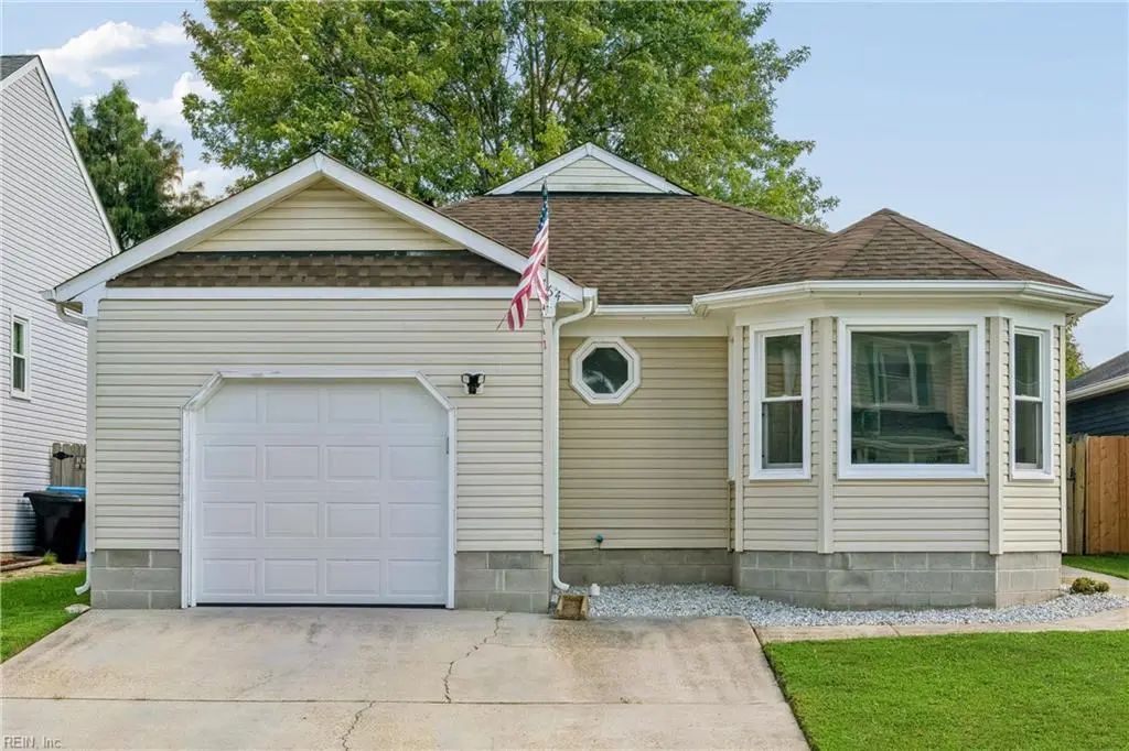 1764 River Rock Arch, Virginia Beach