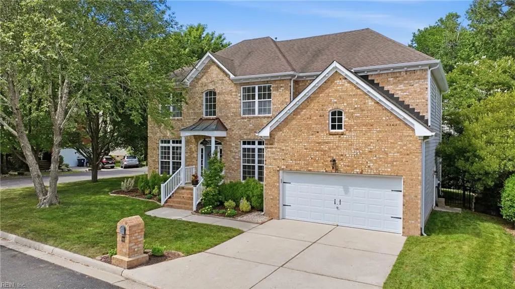 700 Blossom Cir, Virginia Beach