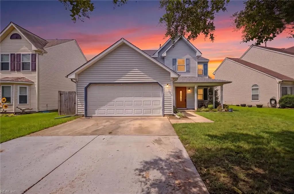 505 Summer Lake Ln, Virginia Beach